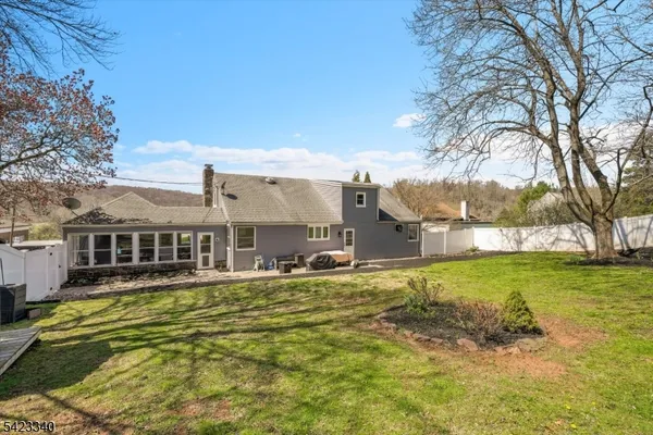 $540,000 | 10 Hillside Avenue, Milford, NJ 08848