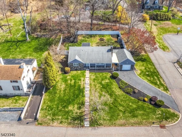 $540,000 | 10 Hillside Avenue, Milford, NJ 08848