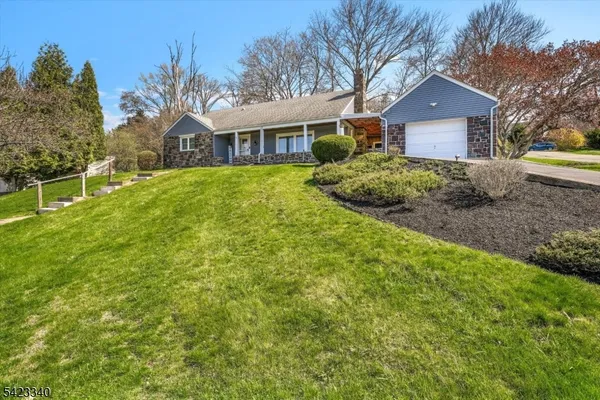 $540,000 | 10 Hillside Avenue, Milford, NJ 08848