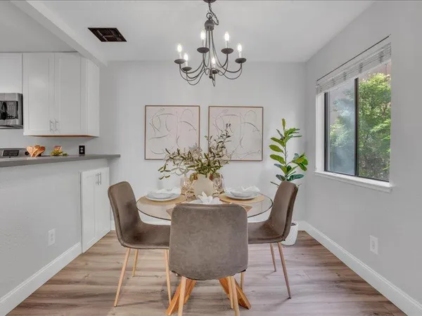 $285,000 | 3400 Sullivan Court, Unit 220, Modesto, CA 95356