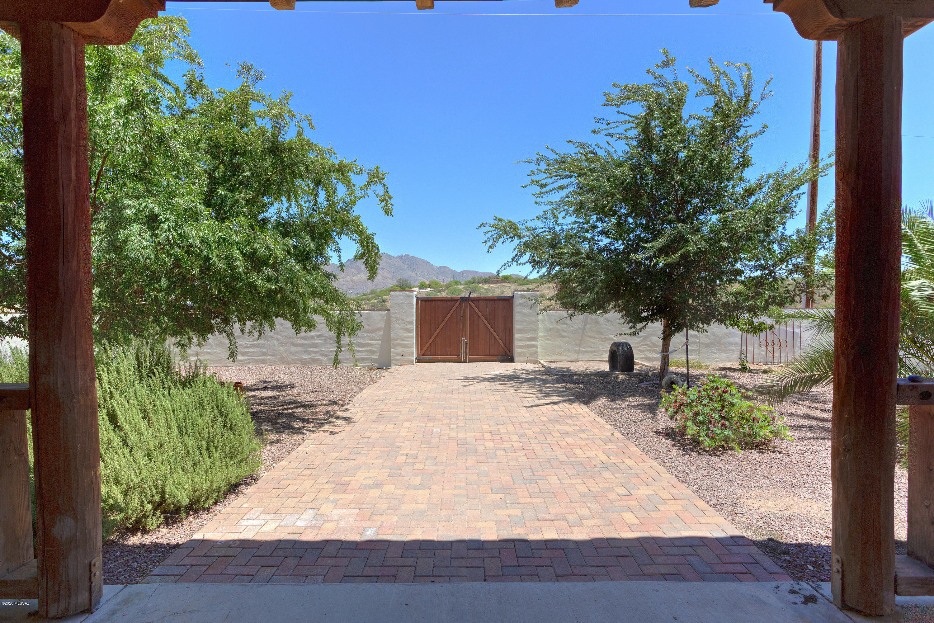 1496 Gerardo Court Rio Rico, AZ 85648 - Photo 7 of 46