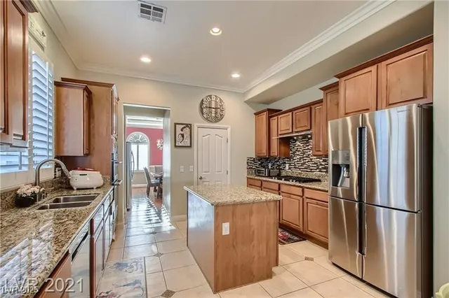 $3,900 | 12266 Bluebird Canyon Place, Las Vegas, NV 89138