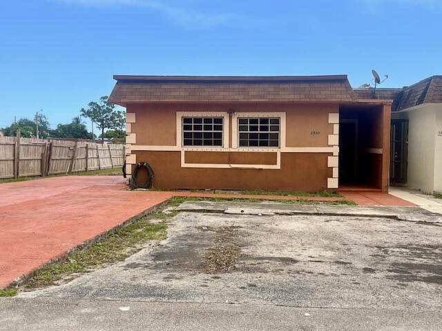 3930 Northwest 207 St Road Miami Gardens, FL 33055 - Photo 1 of 17 IMG_4957