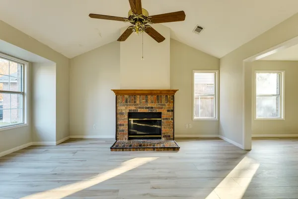 $2,200 | 2304 Willow Way, Round Rock, TX 78664