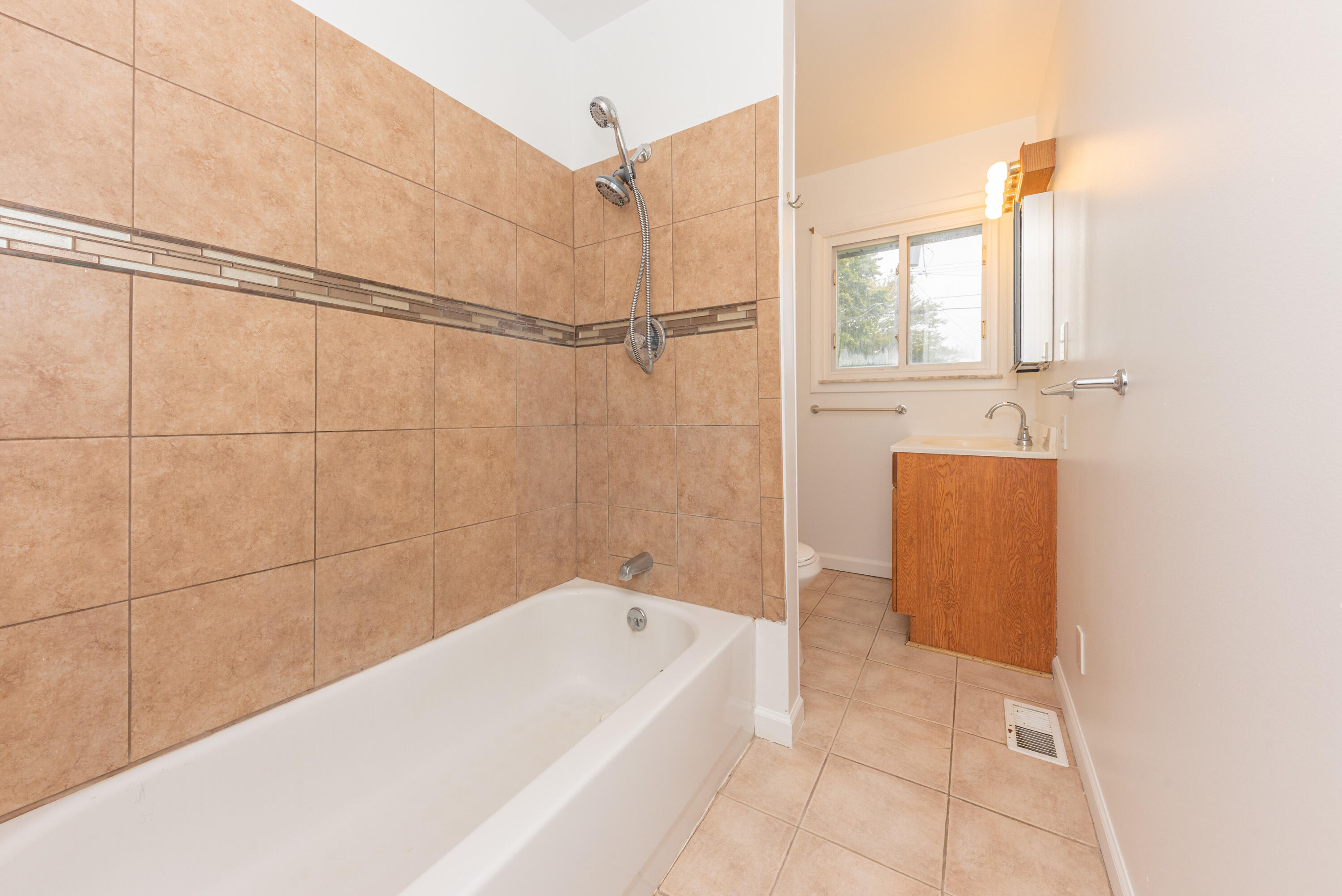 141 South Platt Road Milan, MI 48160 - Photo 18 of 28 025_10