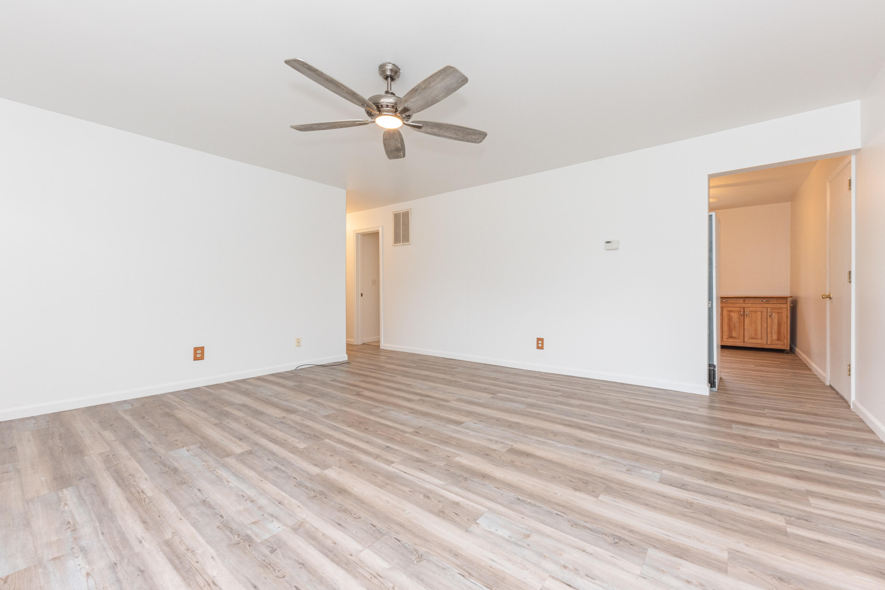 141 South Platt Road Milan, MI 48160 - Photo 6 of 28 012_2