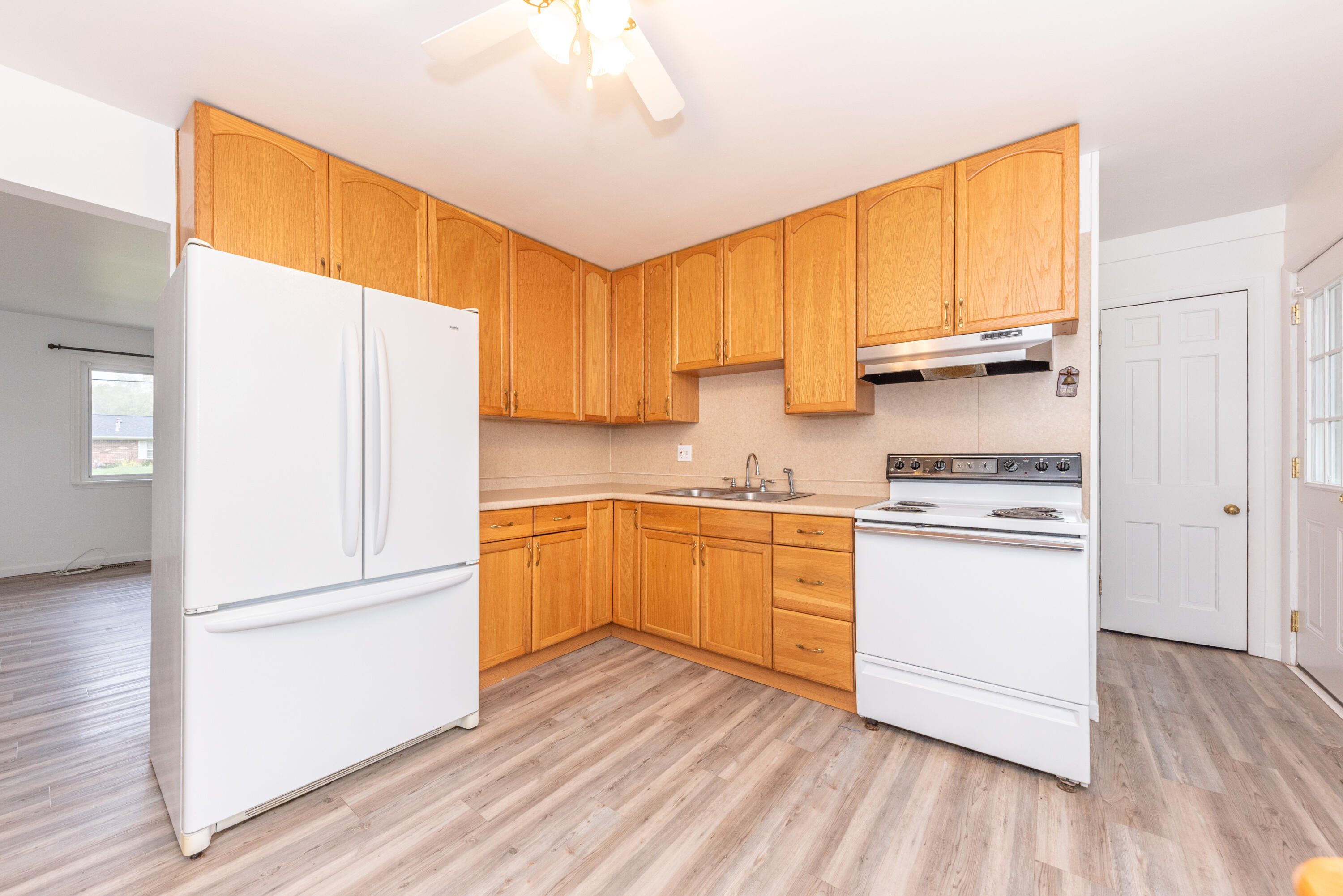 141 South Platt Road Milan, MI 48160 - Photo 8 of 28 016_6