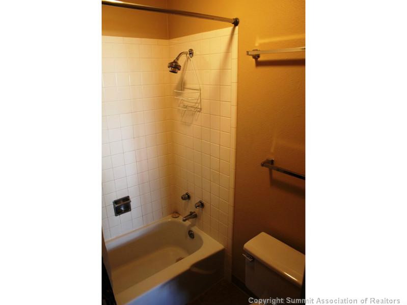 70 Evergreen Road, Unit 305 Dillon, CO 80435 - Photo 21 of 21 Bathroom.