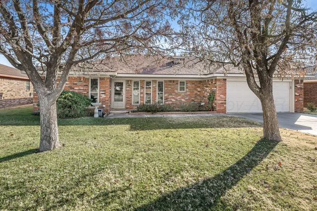 $215,000 | 2534 North Fir Street, Pampa, TX 79065