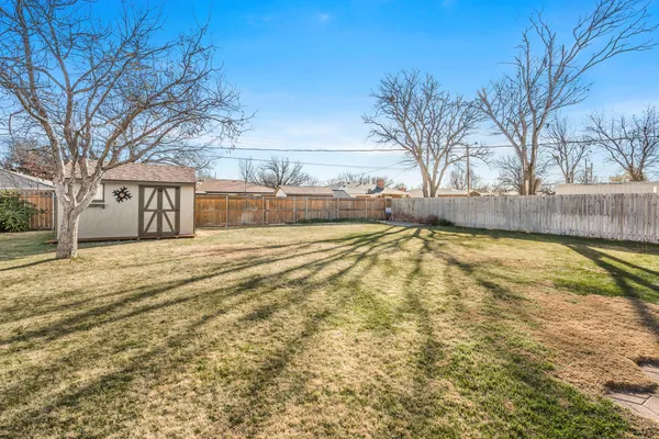 $215,000 | 2534 North Fir Street, Pampa, TX 79065