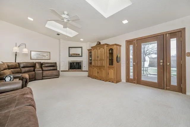 $215,000 | 2534 North Fir Street, Pampa, TX 79065