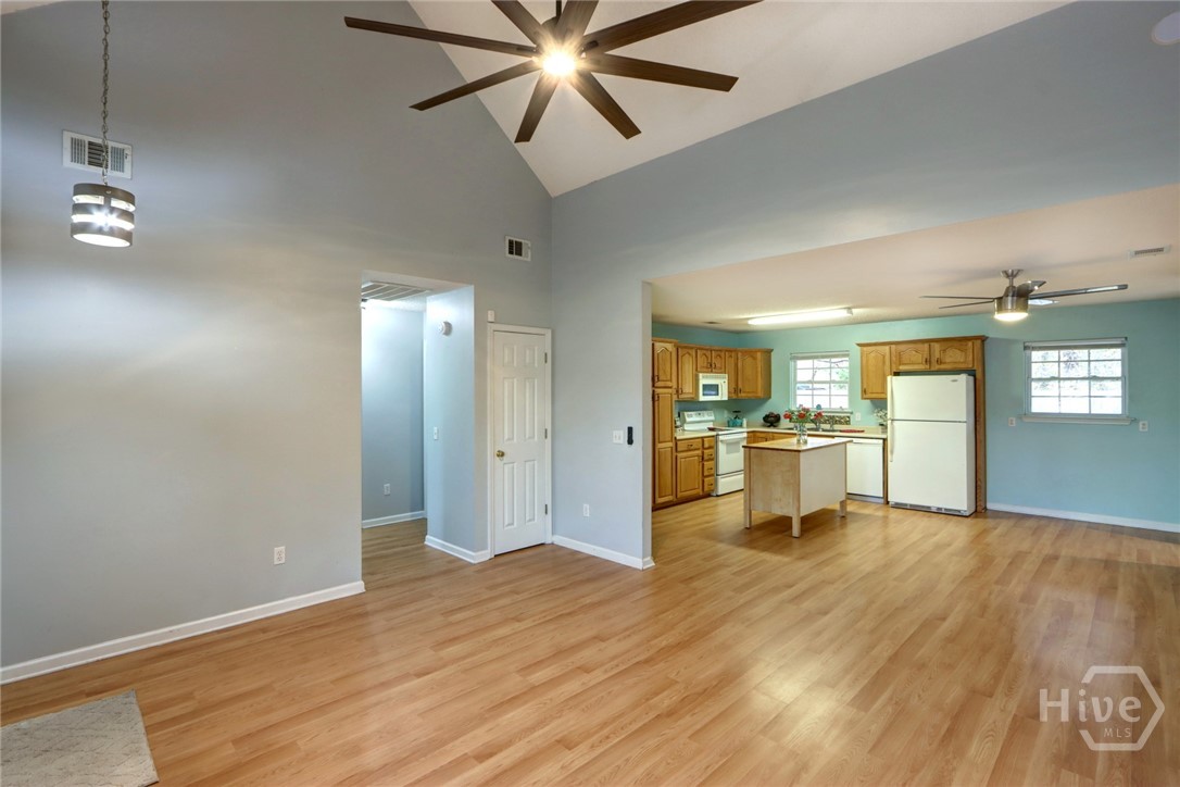 221 Oakwood Court Rincon, GA 31326 - Photo 8 of 35