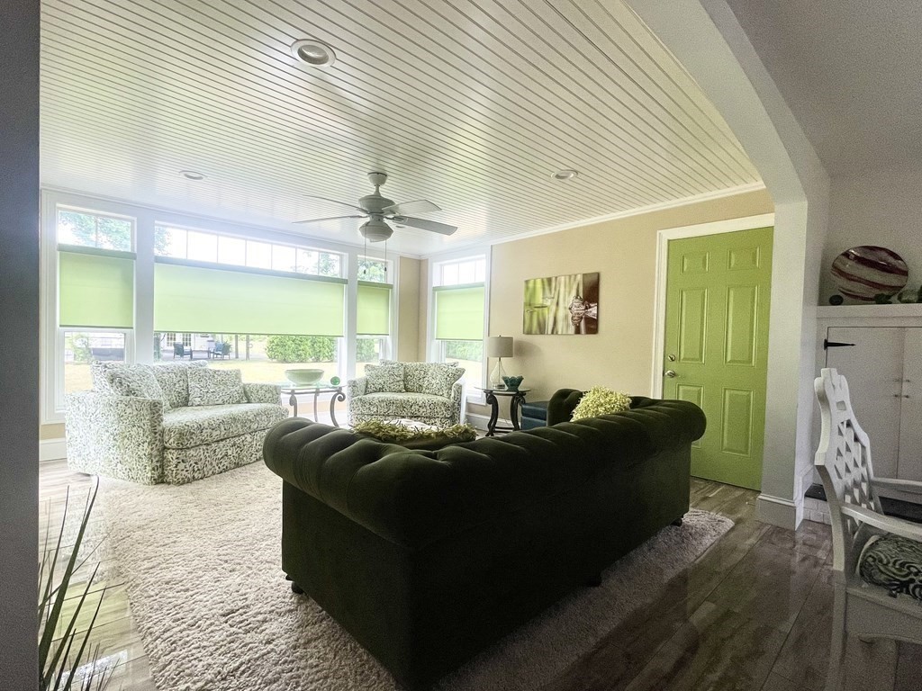 9 Ridgeview Drive Agawam, MA 01030 - Photo 14 of 40 Gallery Image 14