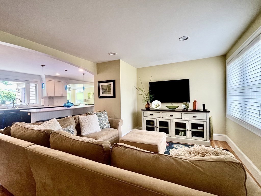 9 Ridgeview Drive Agawam, MA 01030 - Photo 20 of 40 Gallery Image 20