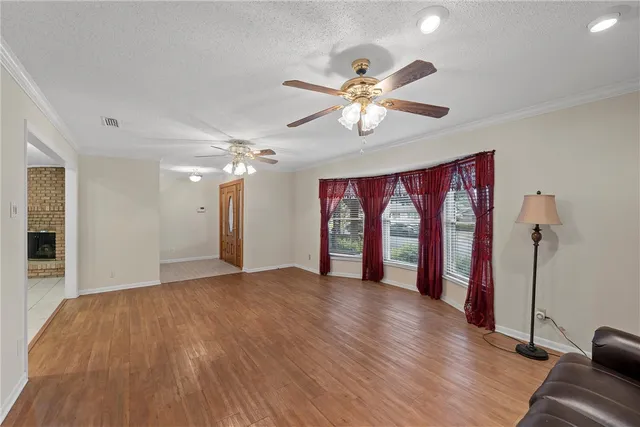 $299,900 | 5220 Lake Charles Drive, Waco, TX 76710