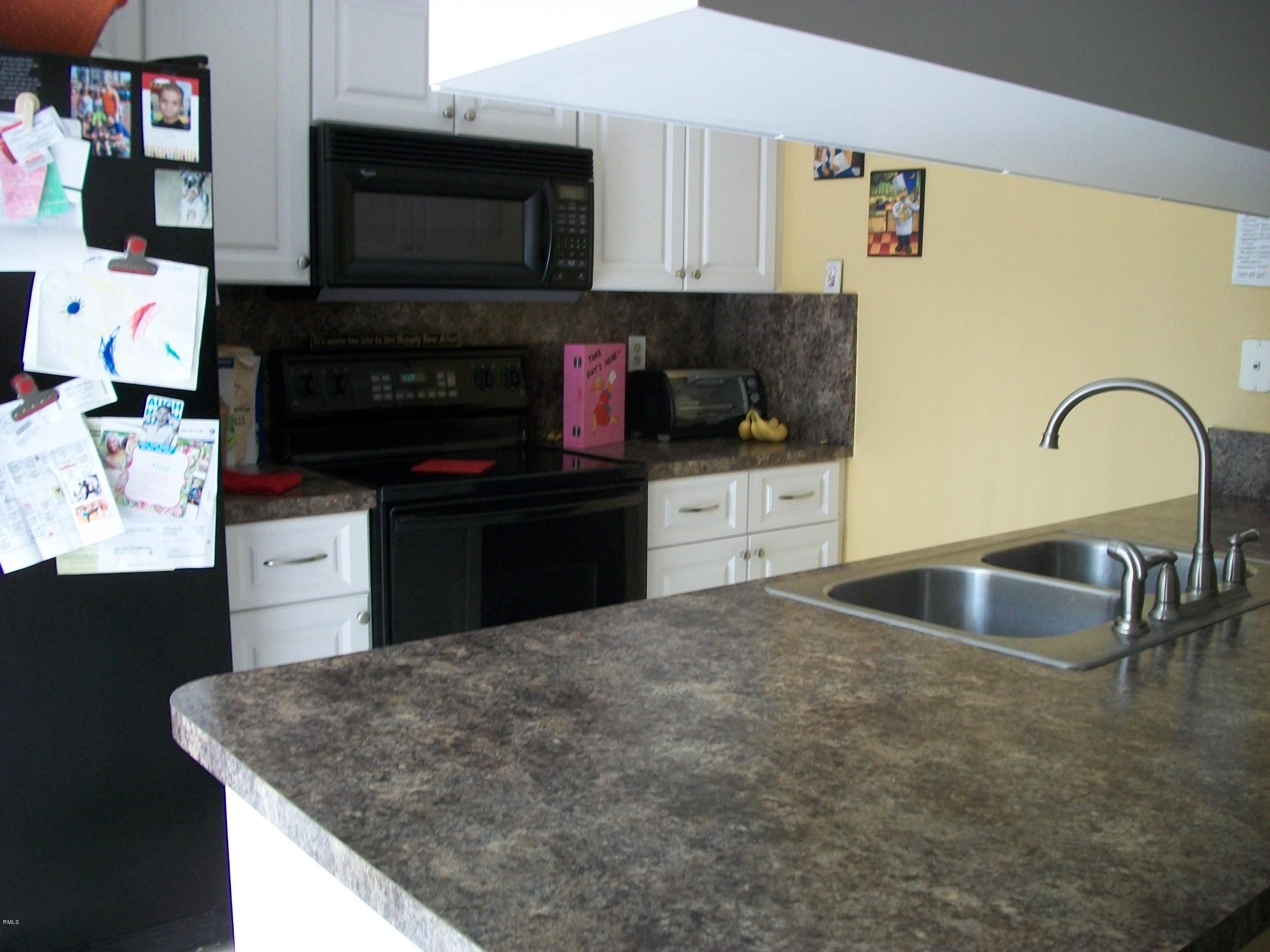 8229 Boca Rio Drive Boca Raton, FL 33433 - Photo 8 of 14 Kitchen