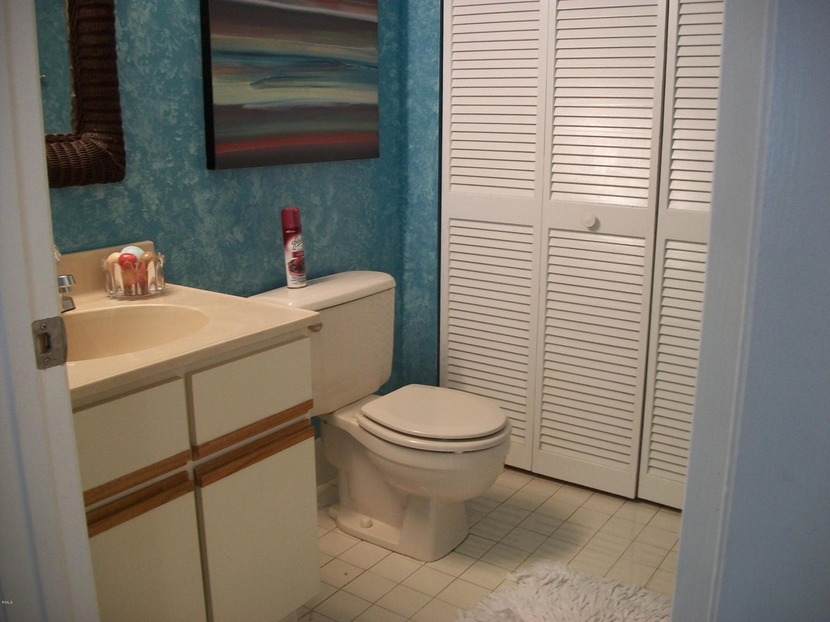 8229 Boca Rio Drive Boca Raton, FL 33433 - Photo 10 of 14 half bathroom