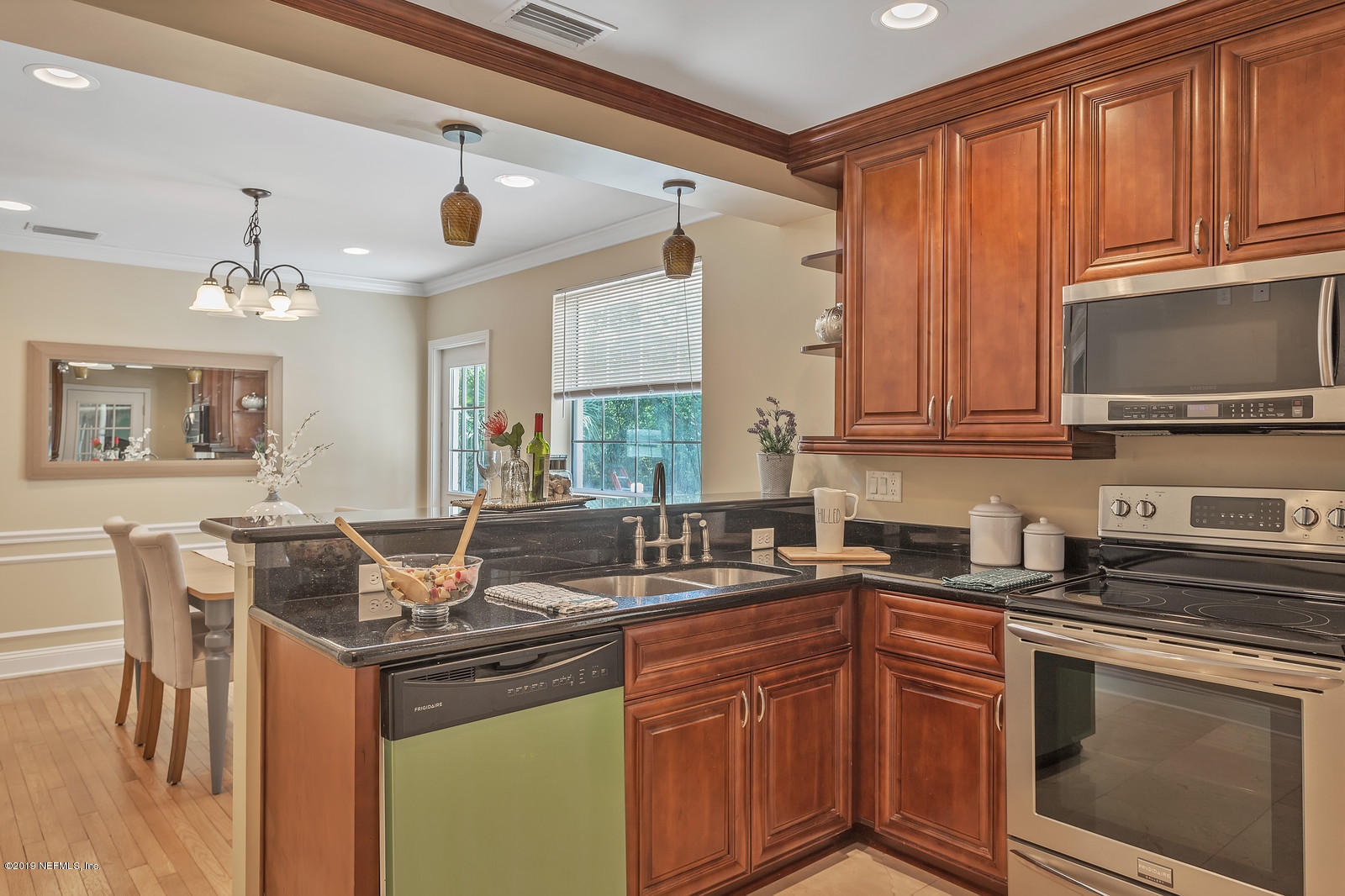 7239 St Augustine Road Jacksonville, FL 32217 - Photo 11 of 24 10_IMG_6720_mls