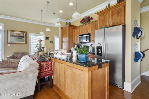 $2,000 | 728 West Beach Boulevard, Unit 728, Long Beach, MS 39560
