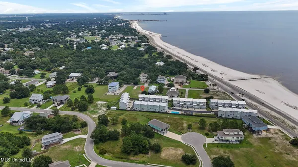 $2,000 | 728 West Beach Boulevard, Unit 728, Long Beach, MS 39560