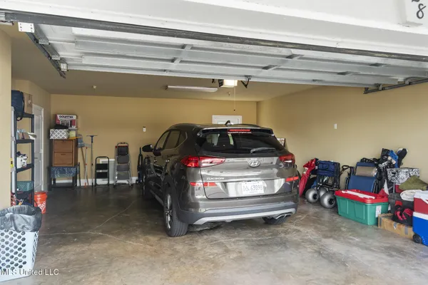 $2,000 | 728 West Beach Boulevard, Unit 728, Long Beach, MS 39560