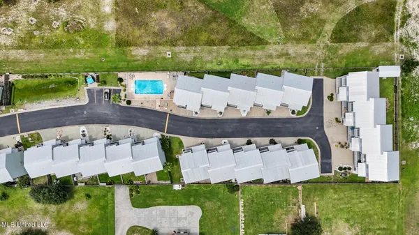 $2,000 | 728 West Beach Boulevard, Unit 728, Long Beach, MS 39560