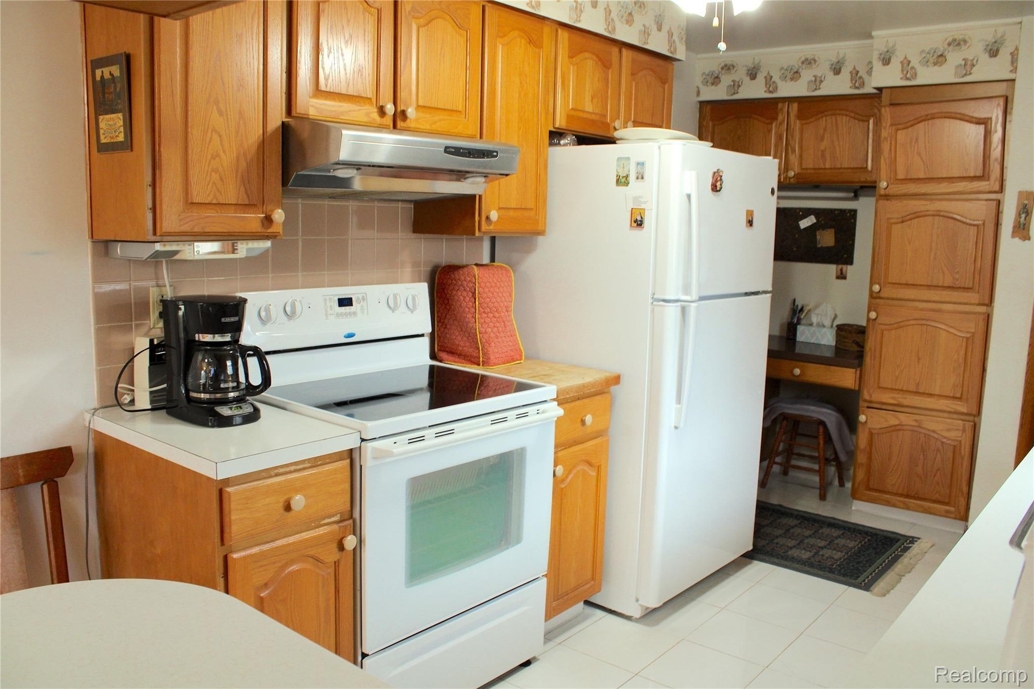 2354 Murphy Road Flint, MI 48504 - Photo 26 of 64 Pic - I96.JPG