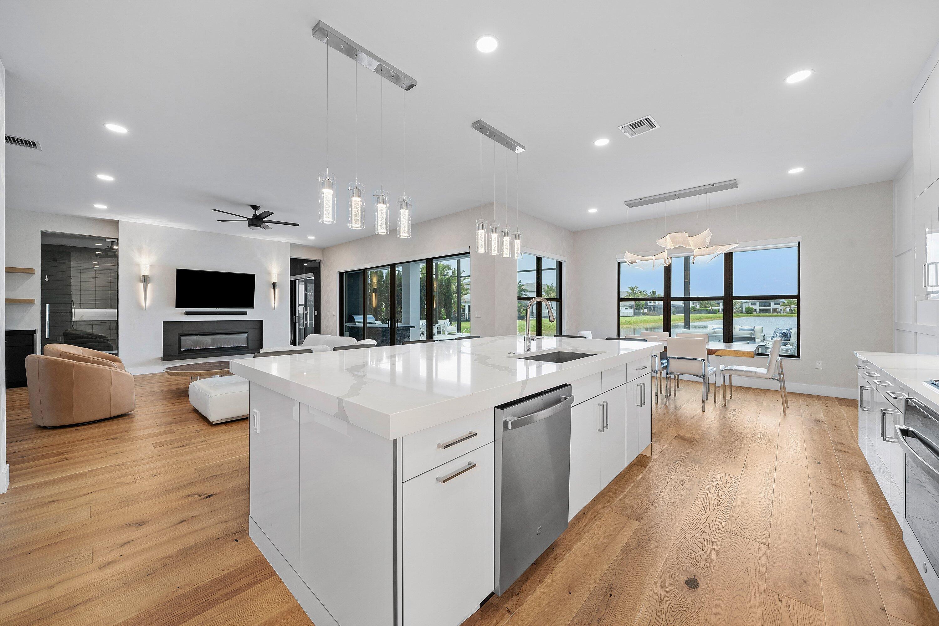 17051 Five Waters Avenue Boca Raton, FL 33496 - Photo 14 of 75 020-17051FiveWatersAvenue-BocaRaton-FL-3