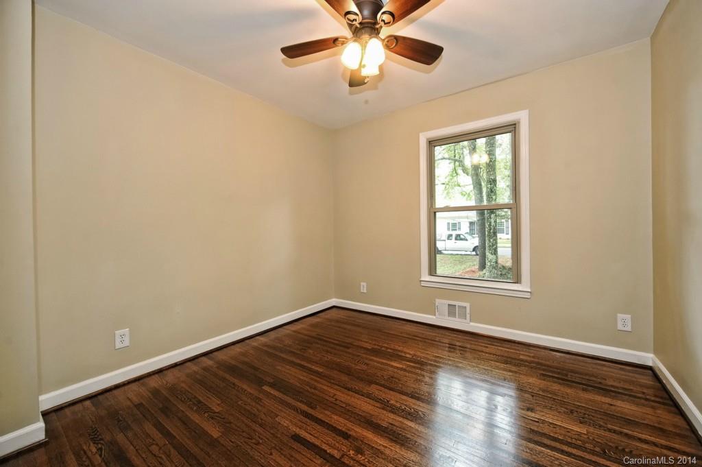 4601 Walker Road Charlotte, NC 28211 - Photo 14 of 23 Gallery Image 14