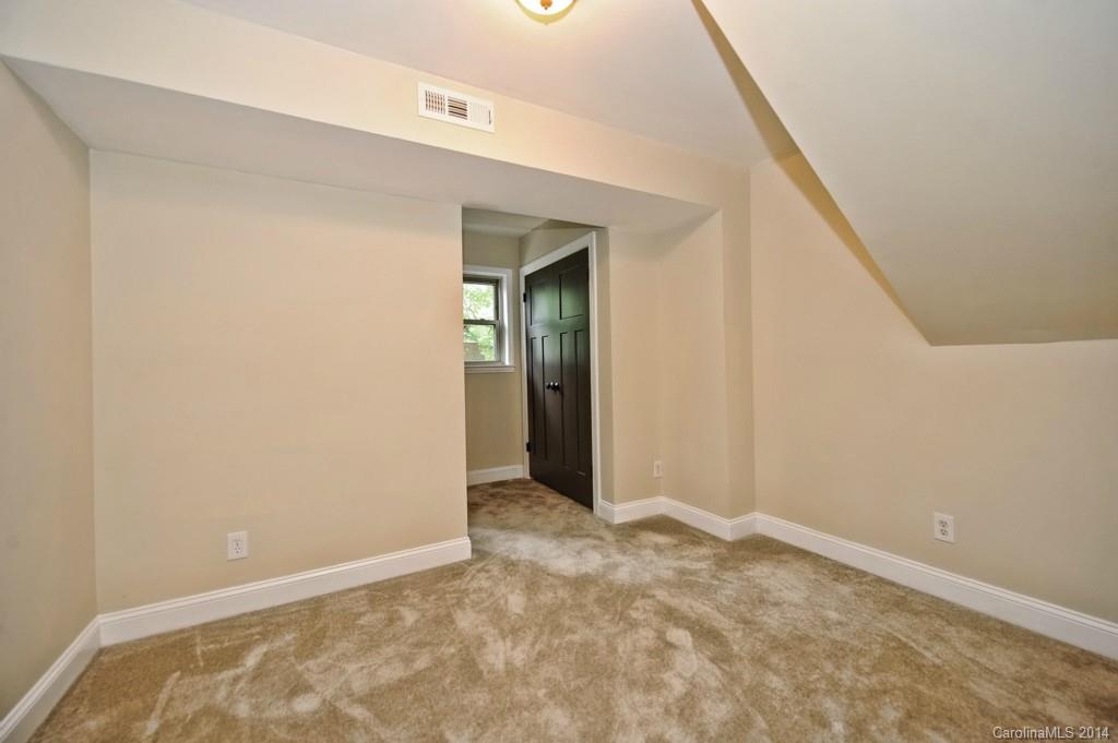 4601 Walker Road Charlotte, NC 28211 - Photo 18 of 23 Gallery Image 18