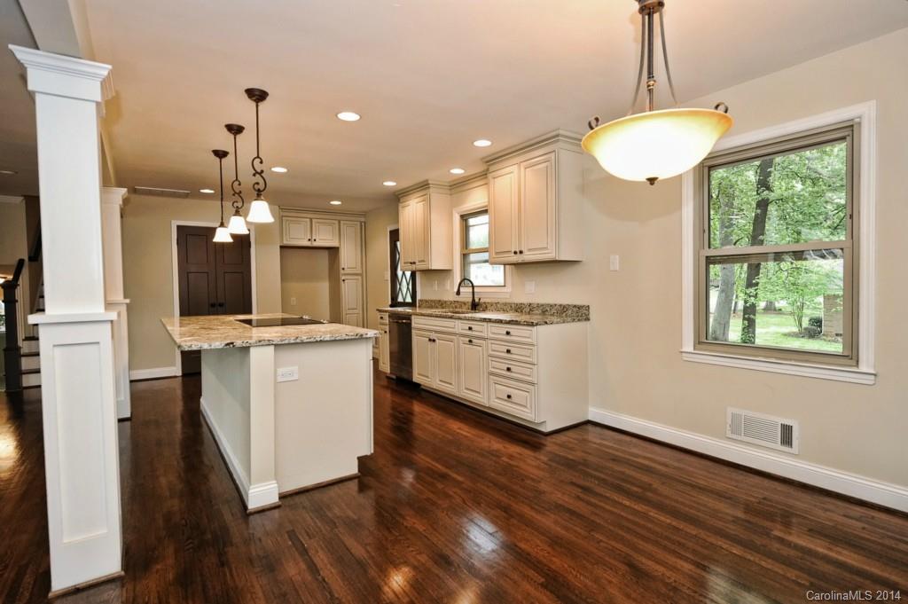 4601 Walker Road Charlotte, NC 28211 - Photo 5 of 23 Gallery Image 5