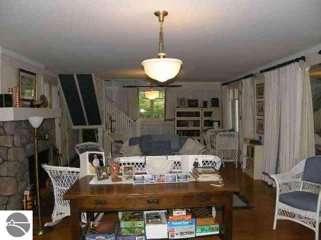 107 Standish Road Frankfort, MI 49635 - Photo 9 of 25 1730284-8.JPG