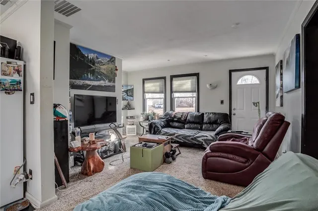 $1,166,000 | 5900 North Broadway, Kansas City, MO 64118