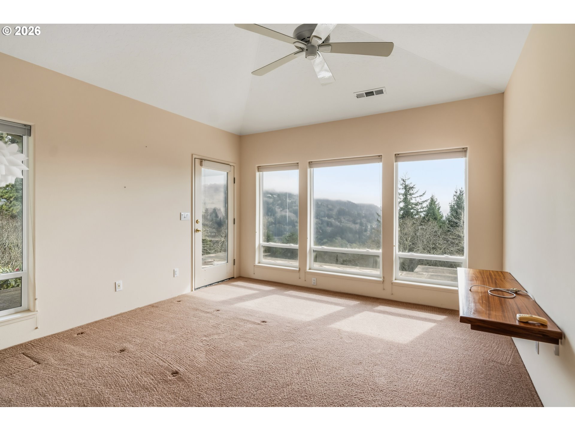 1038 Marina Heights Road Brookings, OR 97415 - Photo 15 of 46 View