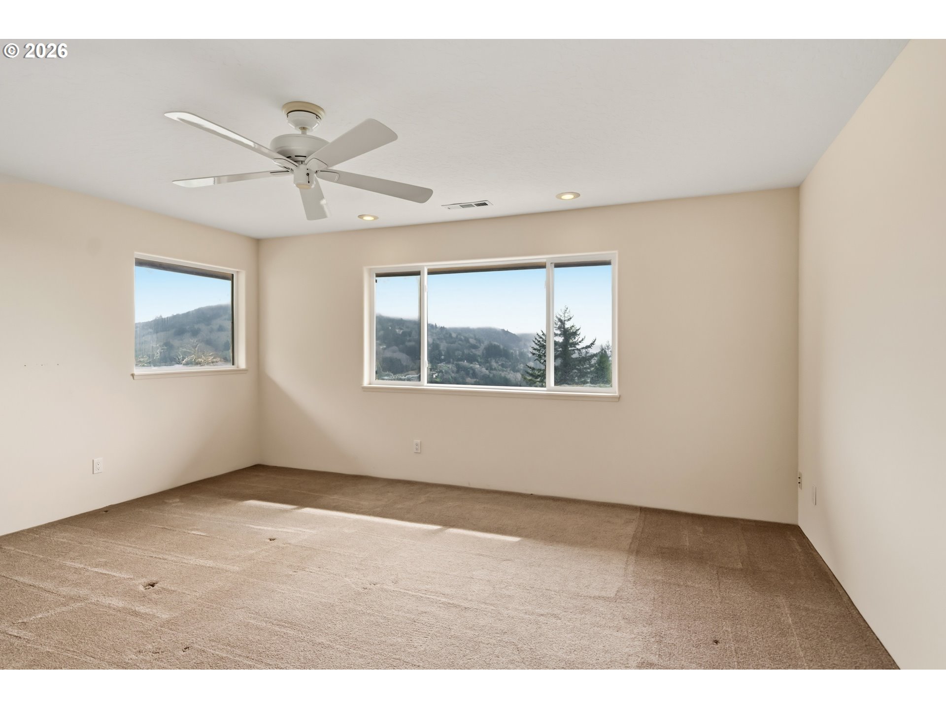 1038 Marina Heights Road Brookings, OR 97415 - Photo 22 of 46