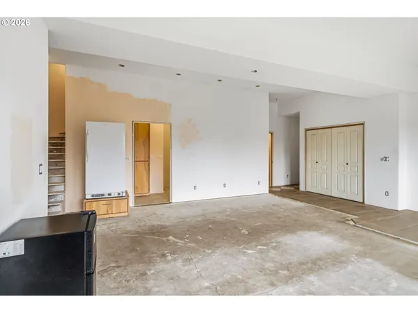 $745,000 | 1038 Marina Heights Road, Brookings, OR 97415