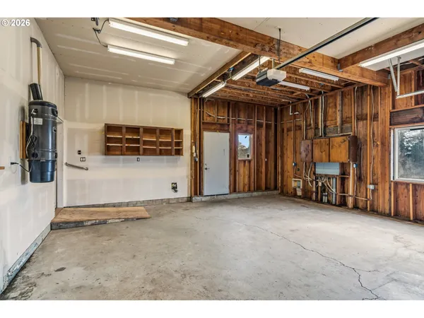 $745,000 | 1038 Marina Heights Road, Brookings, OR 97415