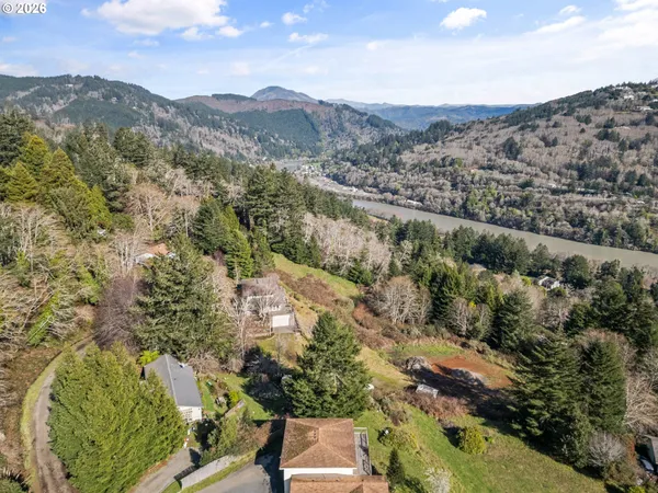 $745,000 | 1038 Marina Heights Road, Brookings, OR 97415