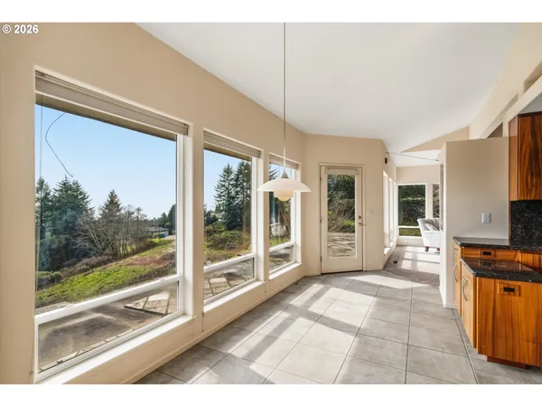 $745,000 | 1038 Marina Heights Road, Brookings, OR 97415