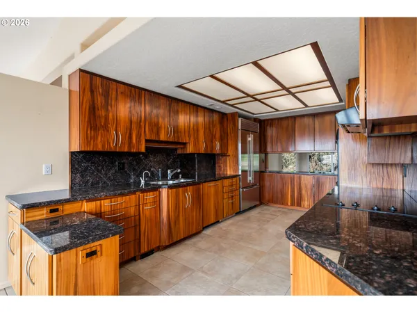 $745,000 | 1038 Marina Heights Road, Brookings, OR 97415