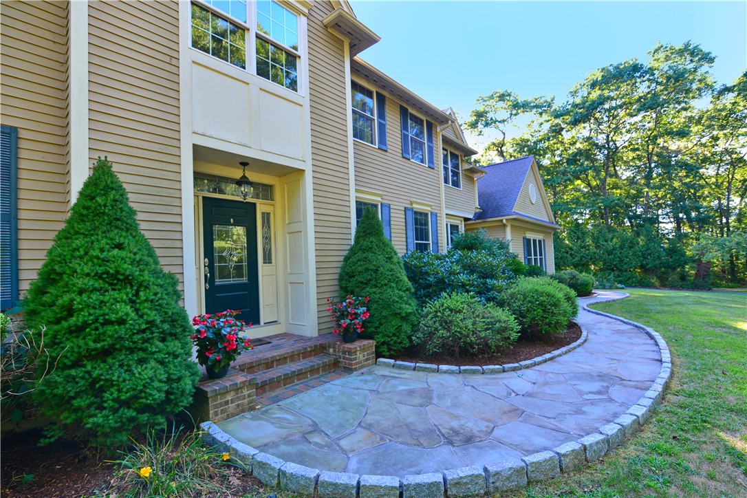 34 Kayla Ricci Way Exeter, RI 02874 - Photo 3 of 45