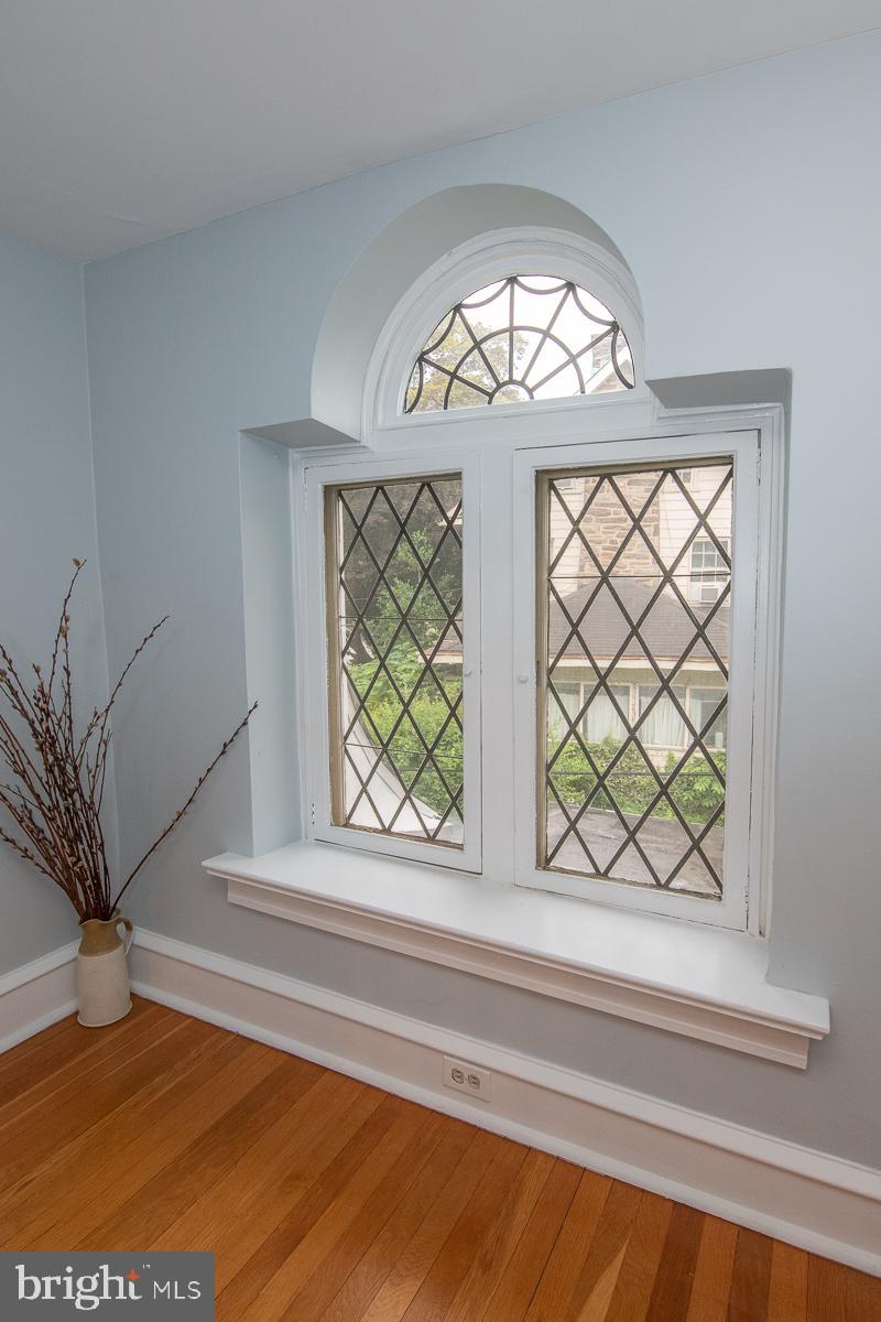 8104 Brookside Road Elkins Park, PA 19027 - Photo 32 of 46 Architectural Landing Window