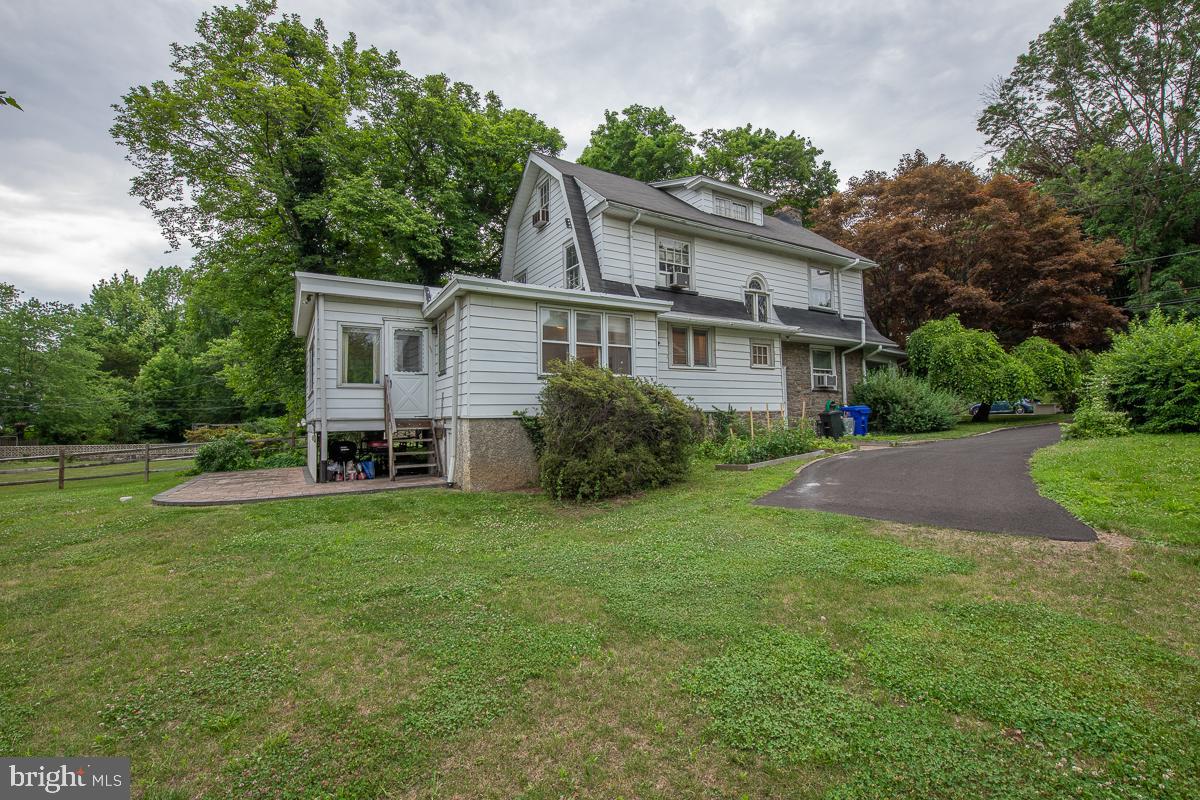 8104 Brookside Road Elkins Park, PA 19027 - Photo 45 of 46 Plenty of space to BBQ's