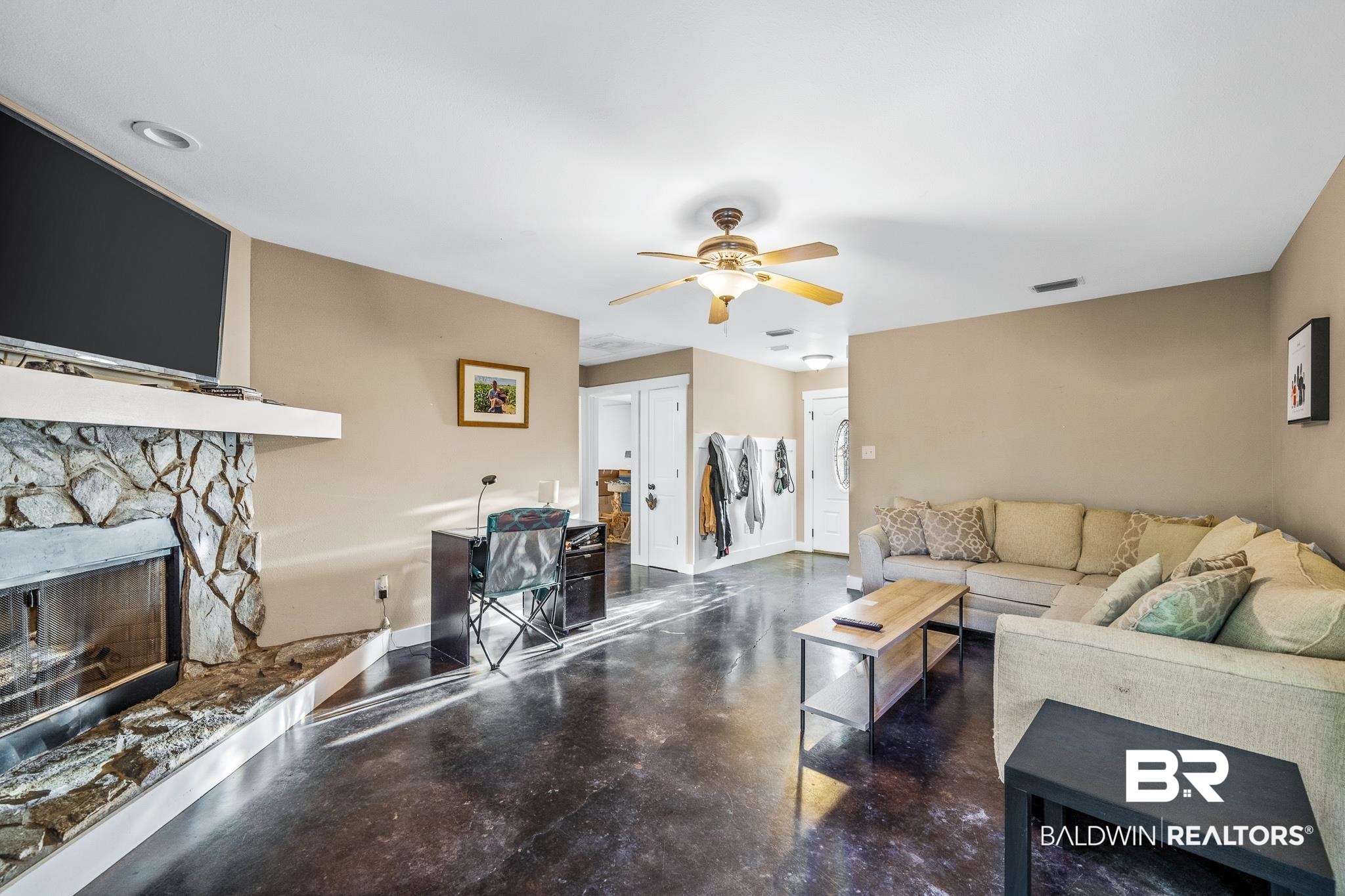 19458 Community Lane Summerdale, AL 36580 - Photo 5 of 42