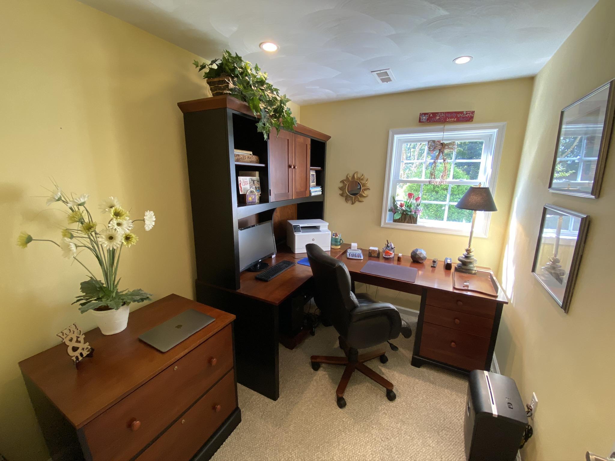 1733 Sample Road Wirtz, VA 24184 - Photo 26 of 80 26 Office