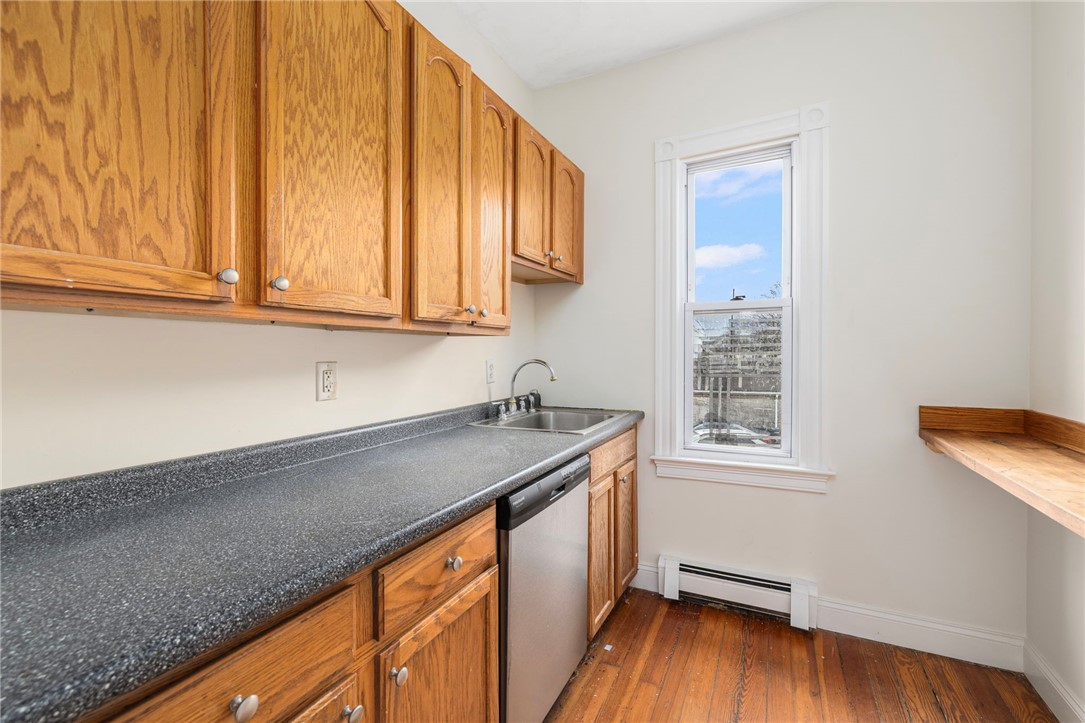 70 Rosedale Street Providence, RI 02909 - Photo 19 of 33