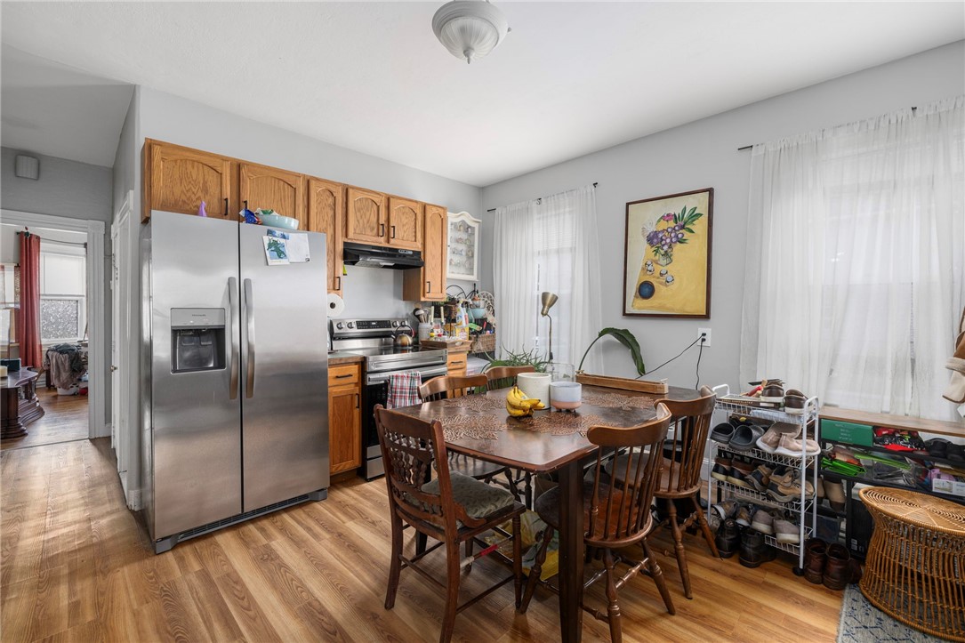 70 Rosedale Street Providence, RI 02909 - Photo 4 of 33