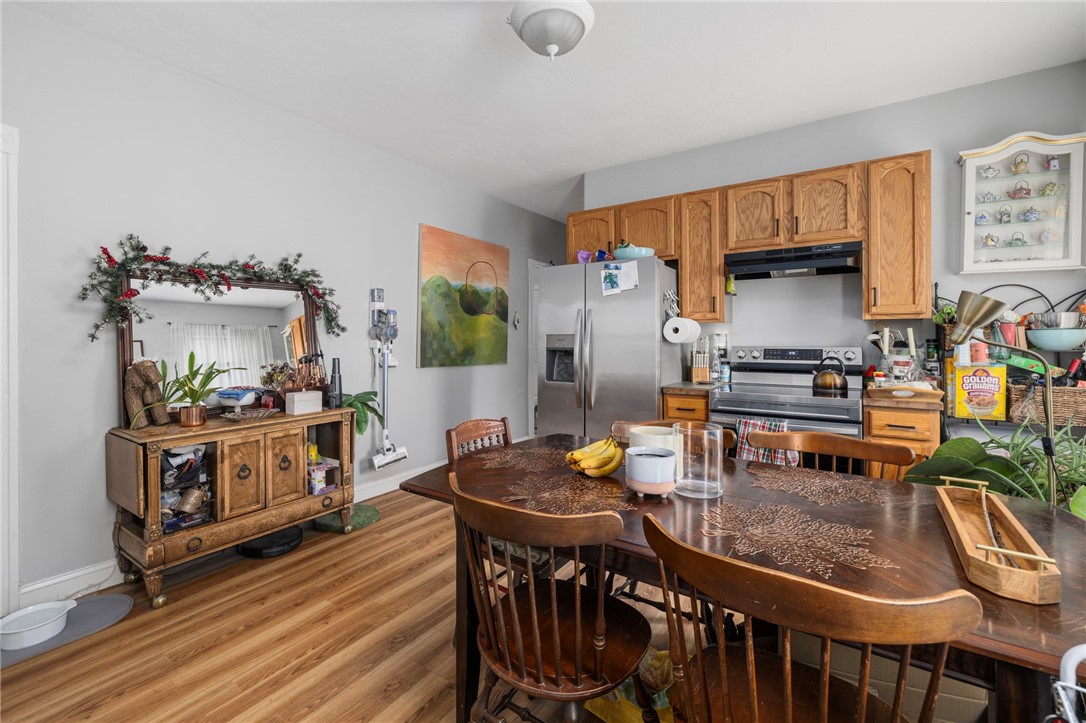 70 Rosedale Street Providence, RI 02909 - Photo 8 of 33