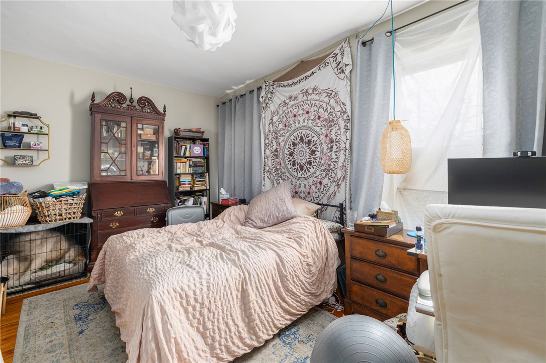 70 Rosedale Street Providence, RI 02909 - Photo 9 of 33