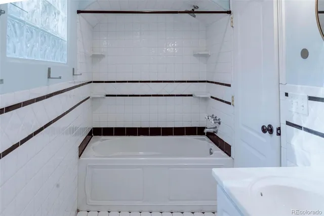 $2,000 | 620 East Willamette Avenue, Colorado Springs, CO 80903